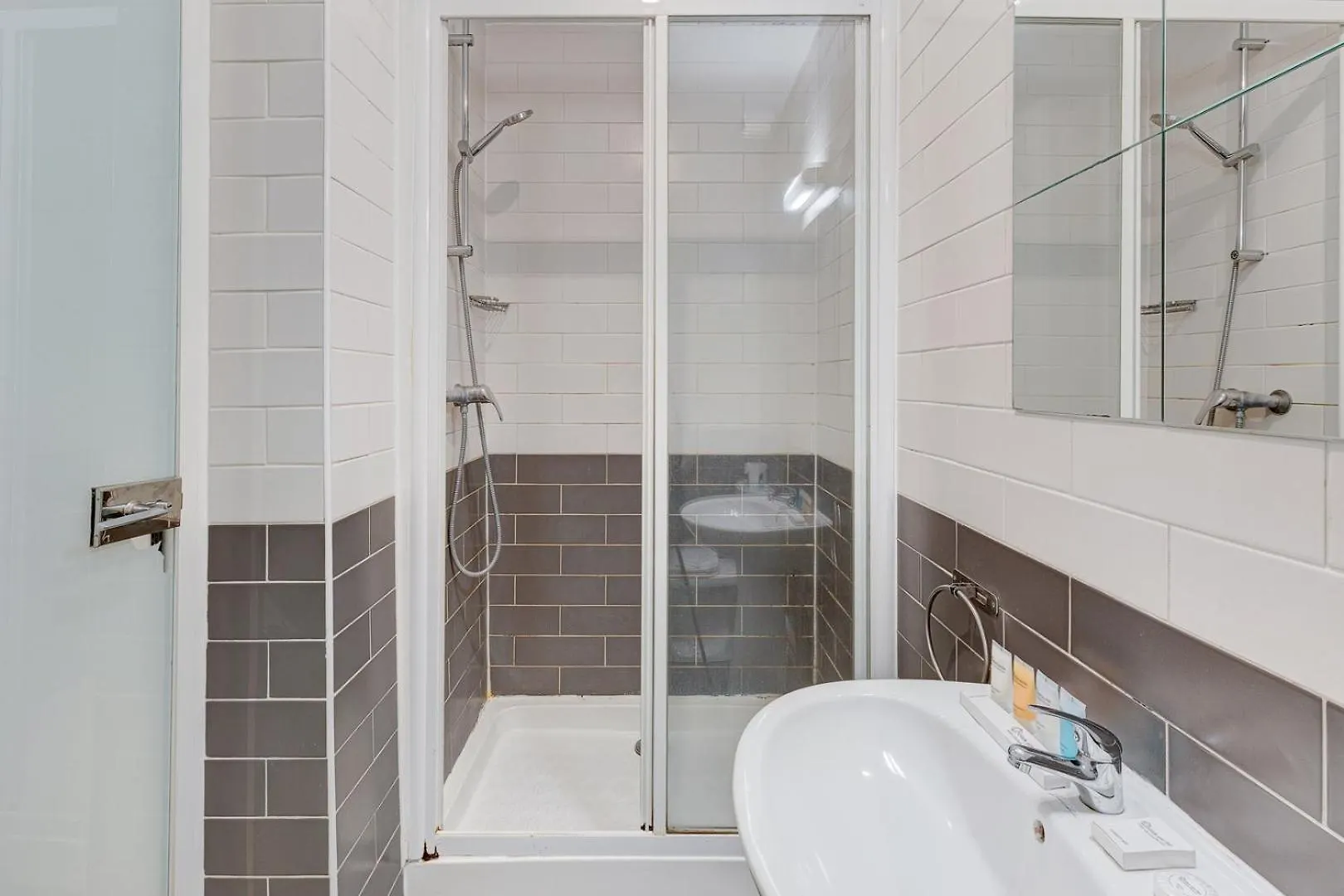 244 Suite Saint Dominique - Superb Apartment Париж