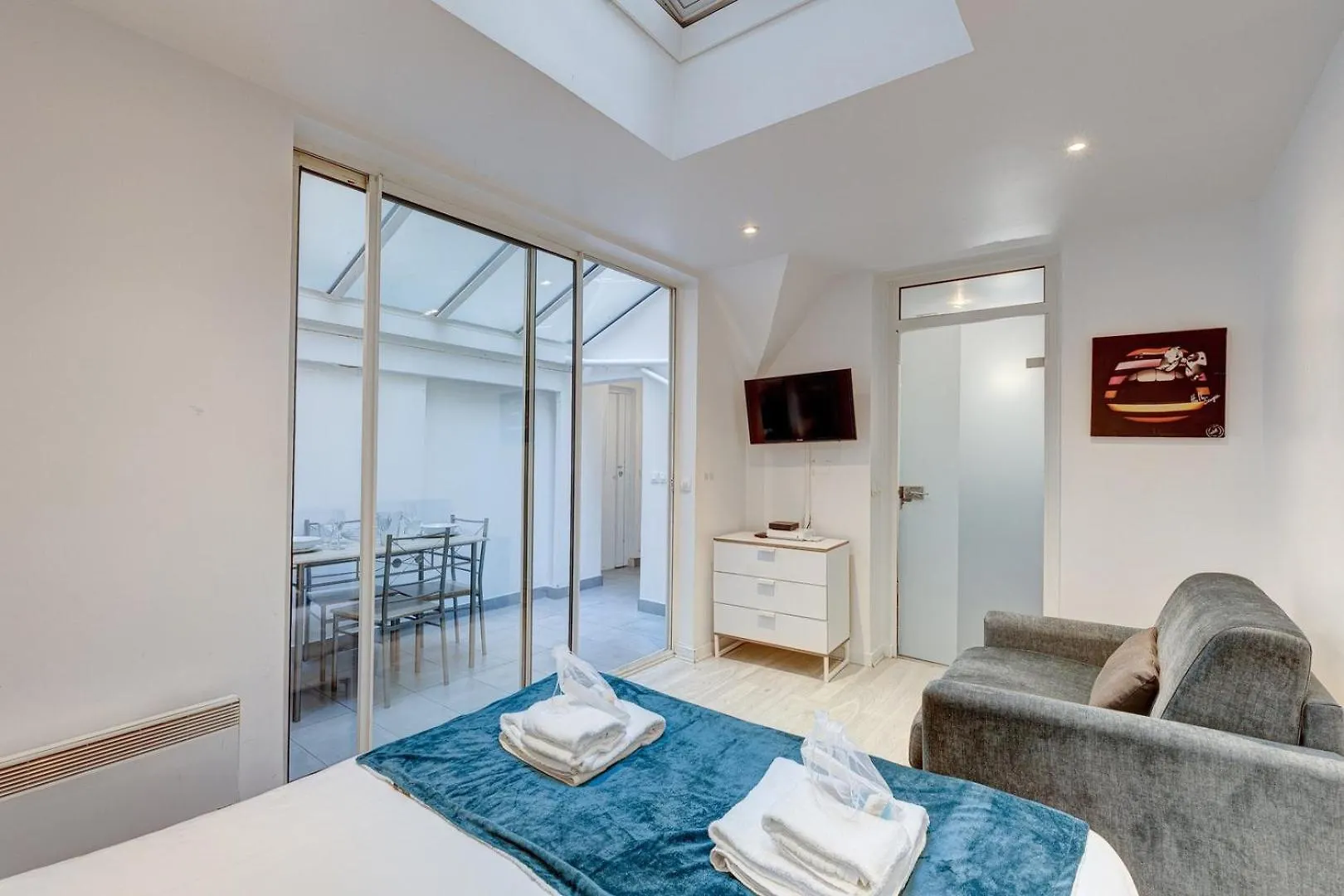244 Suite Saint Dominique - Superb Apartment Париж