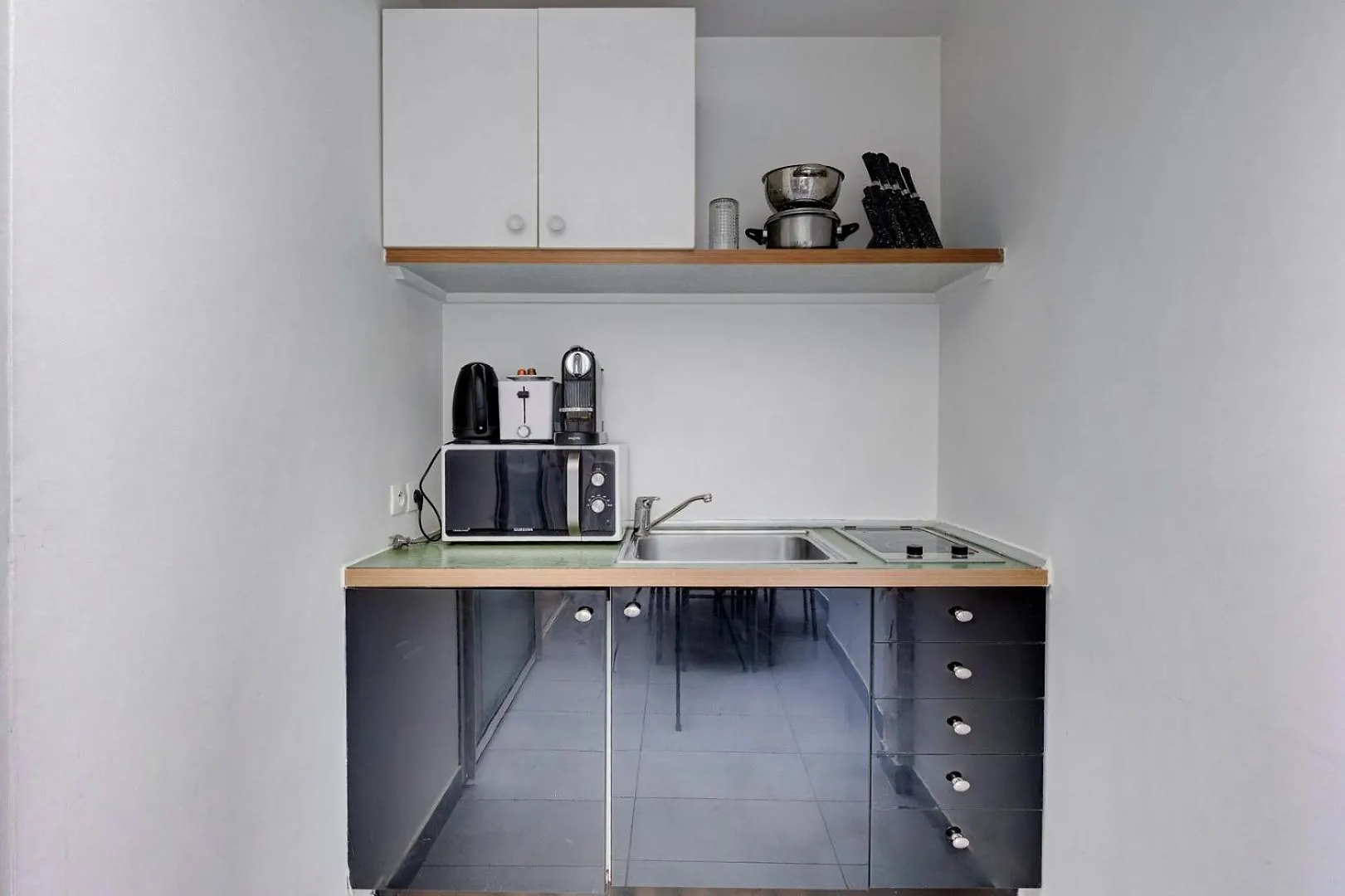 244 Suite Saint Dominique - Superb Apartment Париж 0*,  Франция